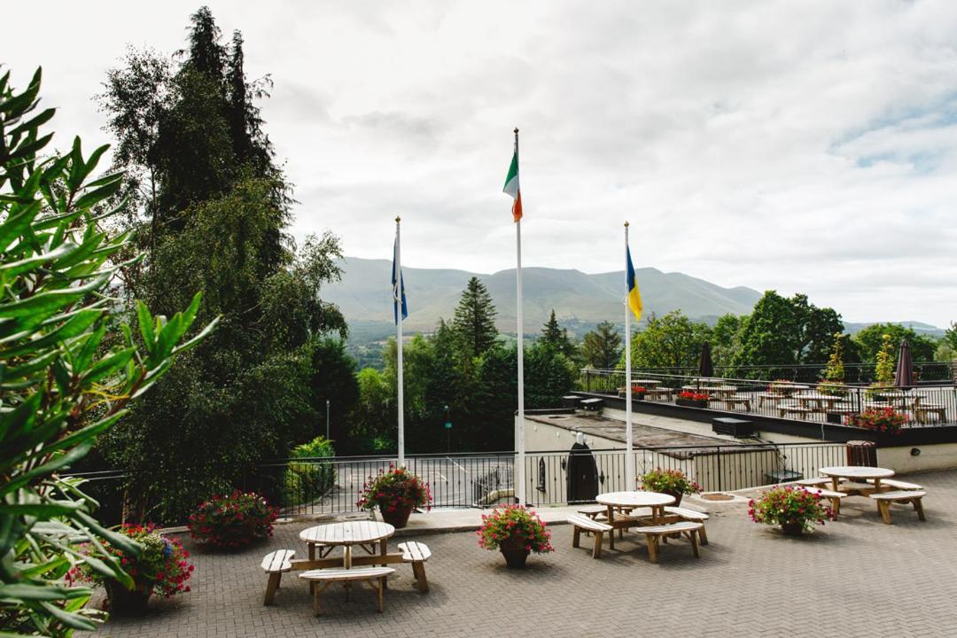 Aherlow House Hotel & Lodges Екстериор снимка