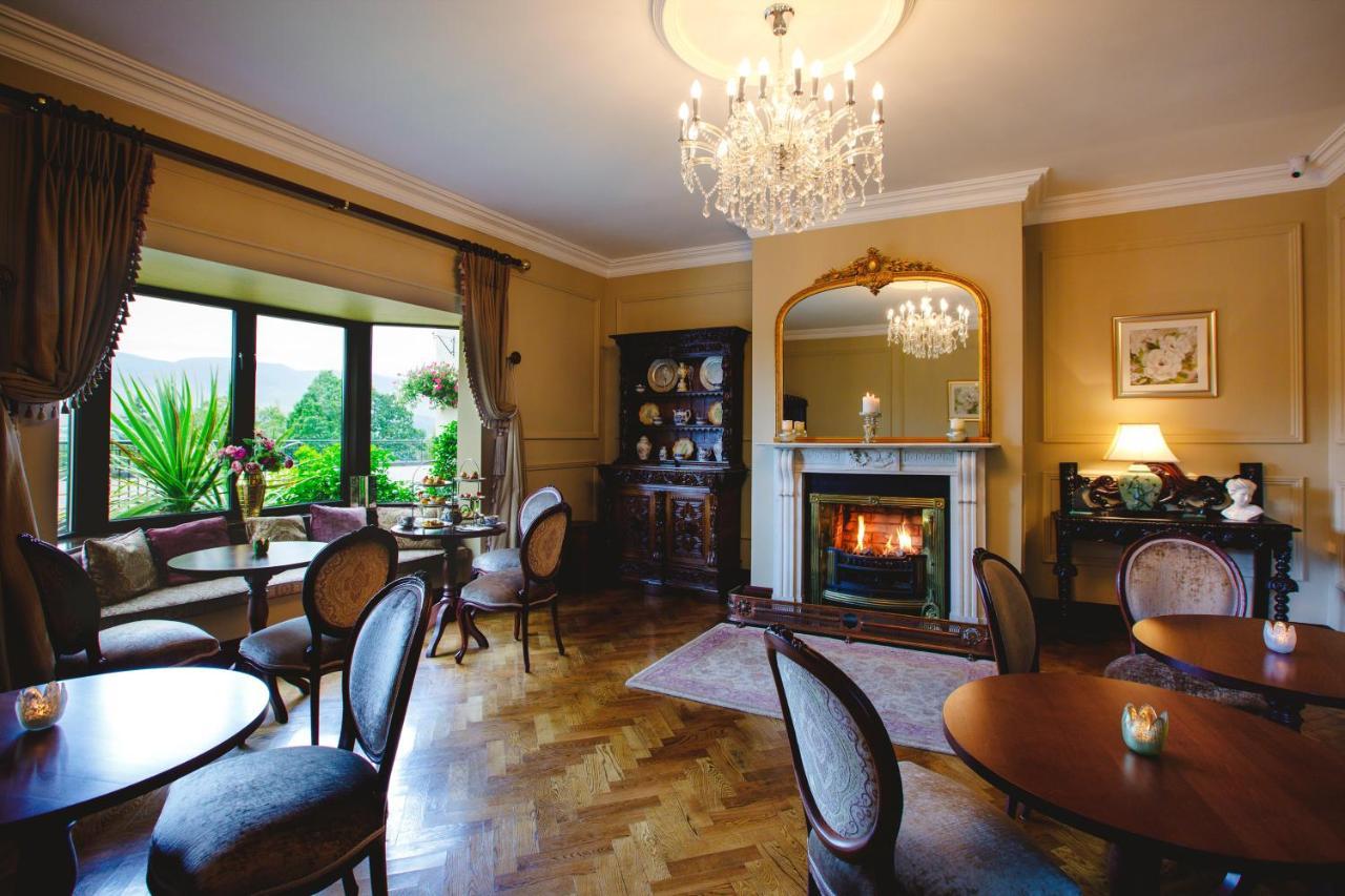 Aherlow House Hotel & Lodges Екстериор снимка